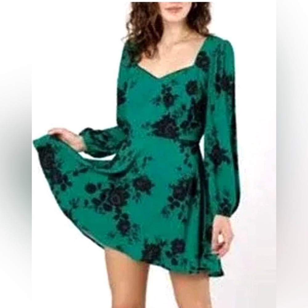 Green Floral Long Sleeve Mini Dress